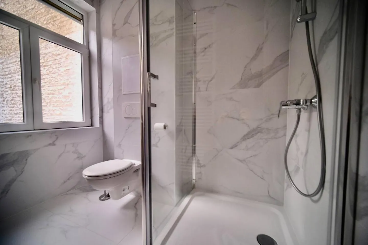 Smart Appart - Brussels North Bed and Breakfast