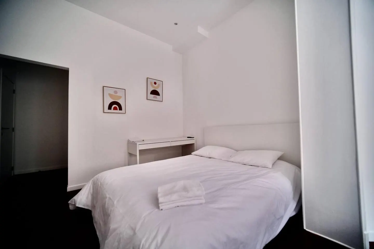 Smart Appart - Brussels North Bed and Breakfast 0*,  België